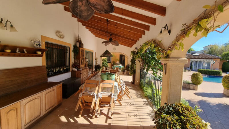 4 soverom Villa til salgs i Pedreguer, Alicante
