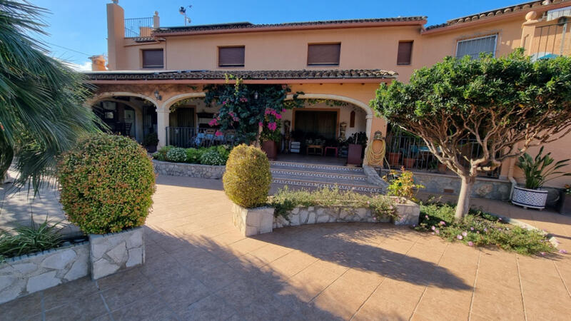 4 soverom Villa til salgs i Pedreguer, Alicante
