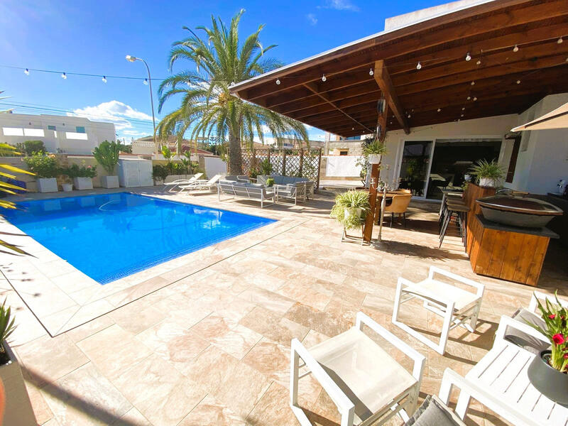 5 soverom Villa til salgs i Ciudad Quesada, Alicante
