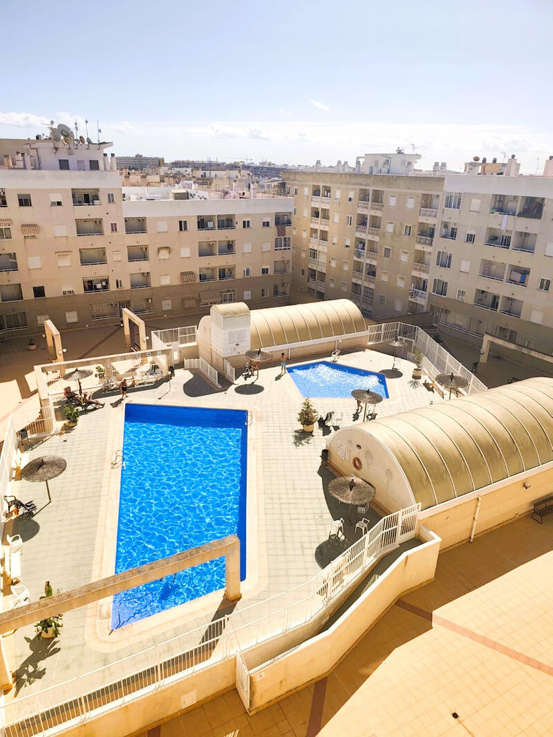 2 soveværelse Lejlighed til salg i Torrevieja, Alicante