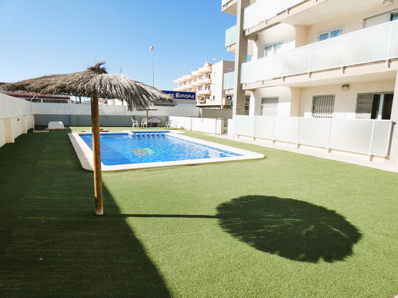 4 soverom Leilighet til salgs i Cabo Roig, Alicante