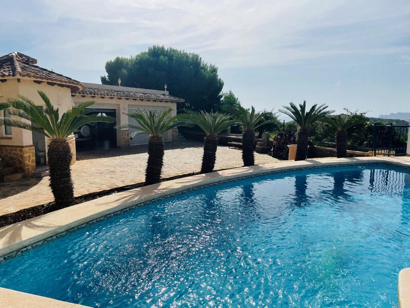 6 soveværelse Villa til salg i Altea, Alicante