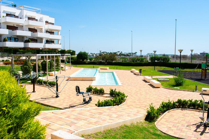 2 soverom Leilighet til salgs i Cabo Roig, Alicante