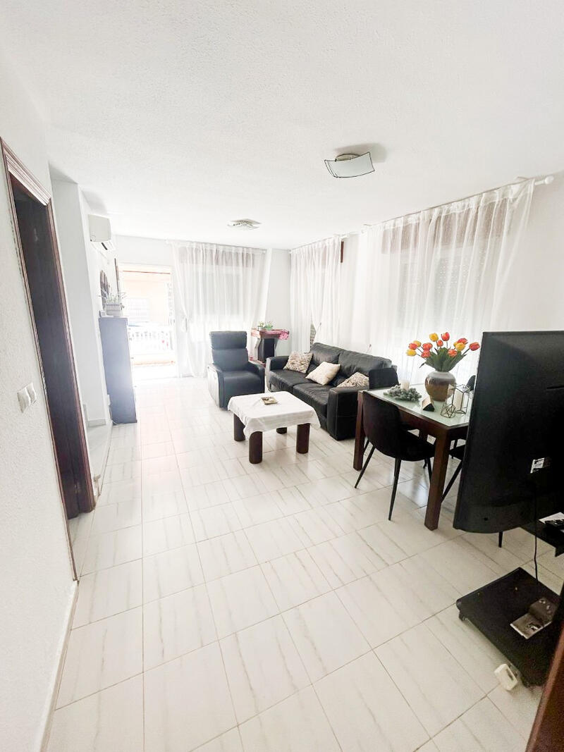 3 soverom Leilighet til salgs i Torrevieja, Alicante