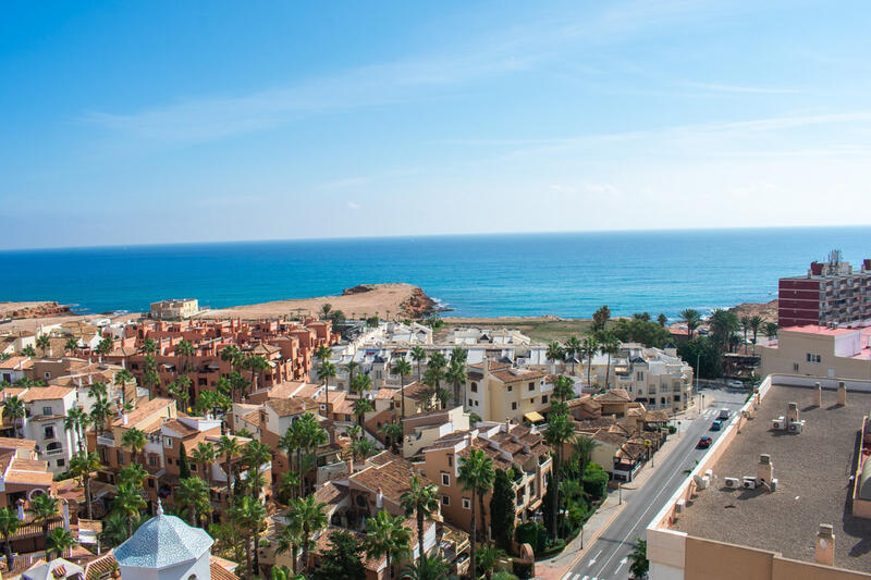 3 bedroom Apartment for sale in Torrevieja, Alicante