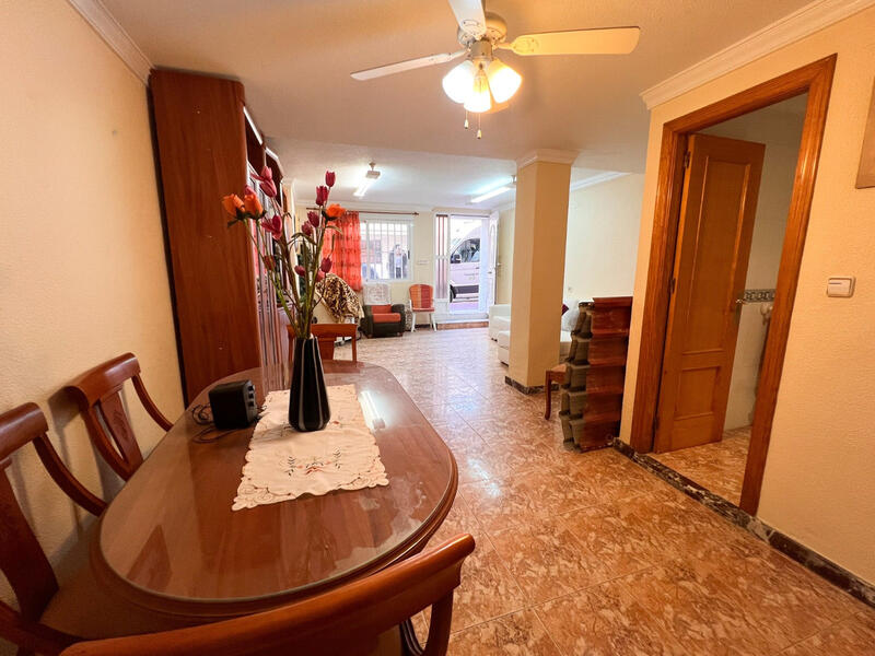 3 Schlafzimmer Appartement zu verkaufen in Guardamar del Segura, Alicante