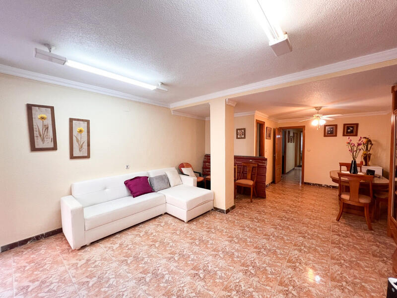 3 Schlafzimmer Appartement zu verkaufen in Guardamar del Segura, Alicante