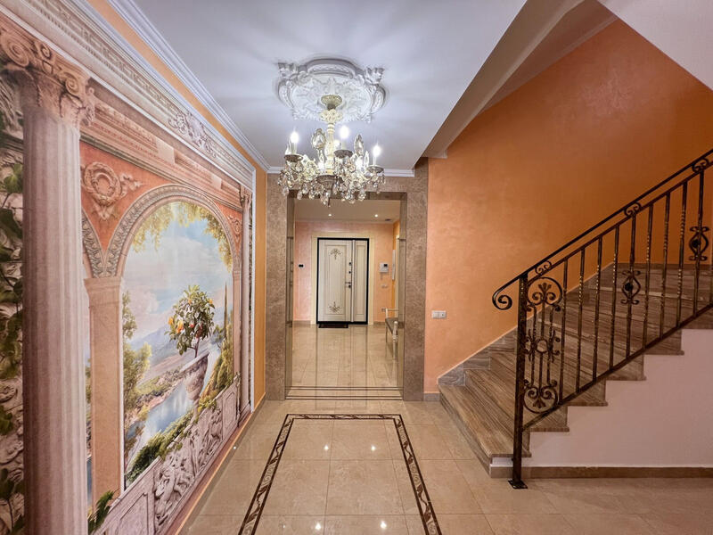 11 Cuarto Villa en venta