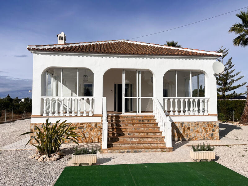 4 bedroom Villa for sale in Dolores, Alicante