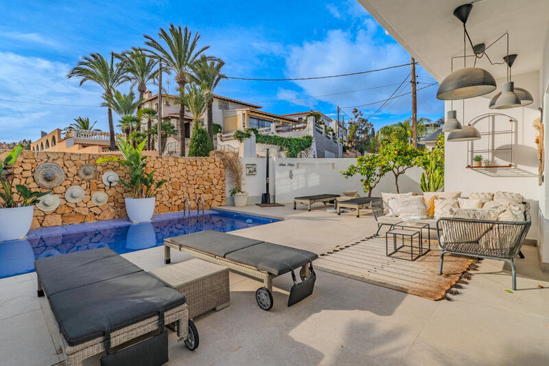 7 bedroom Villa for sale
