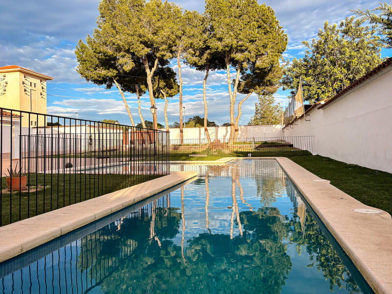 4 soverom Villa til salgs i Santa Pola, Alicante