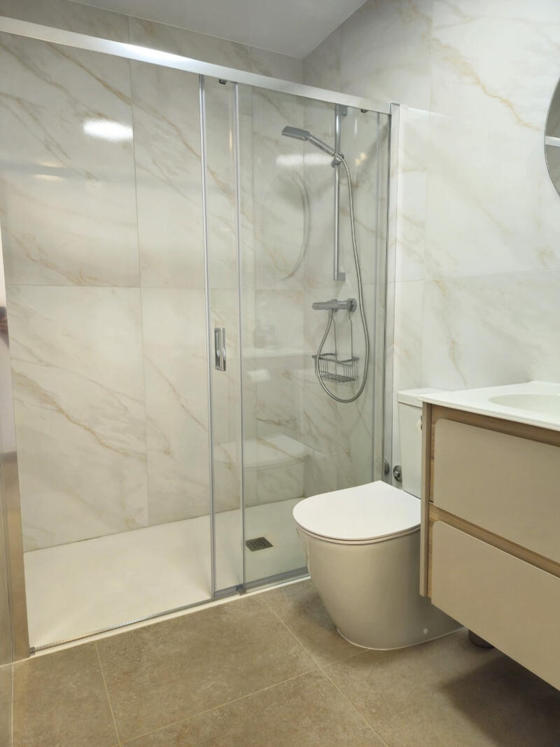 2 slaapkamer Appartement Te koop