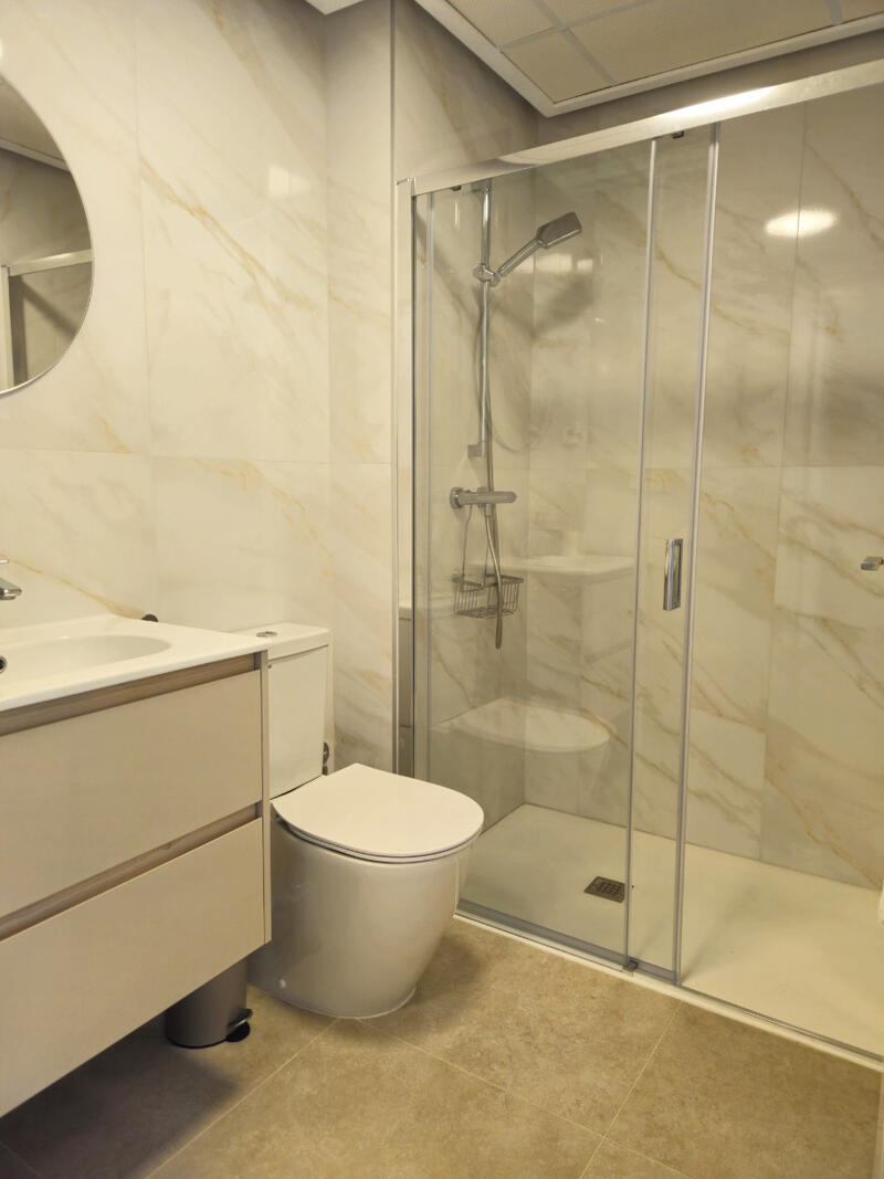 2 slaapkamer Appartement Te koop