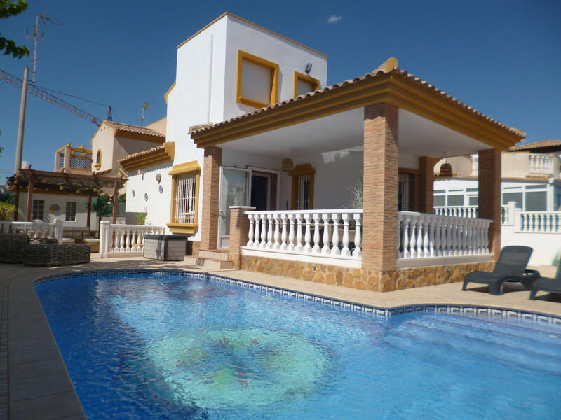 4 chambre Villa à vendre dans Pilar de la Horadada, Alicante