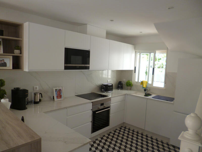 4 chambre Villa à vendre dans Pilar de la Horadada, Alicante