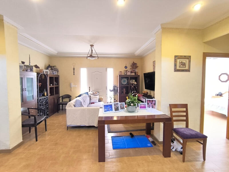 6 chambre Villa à vendre dans Yecla, Murcia