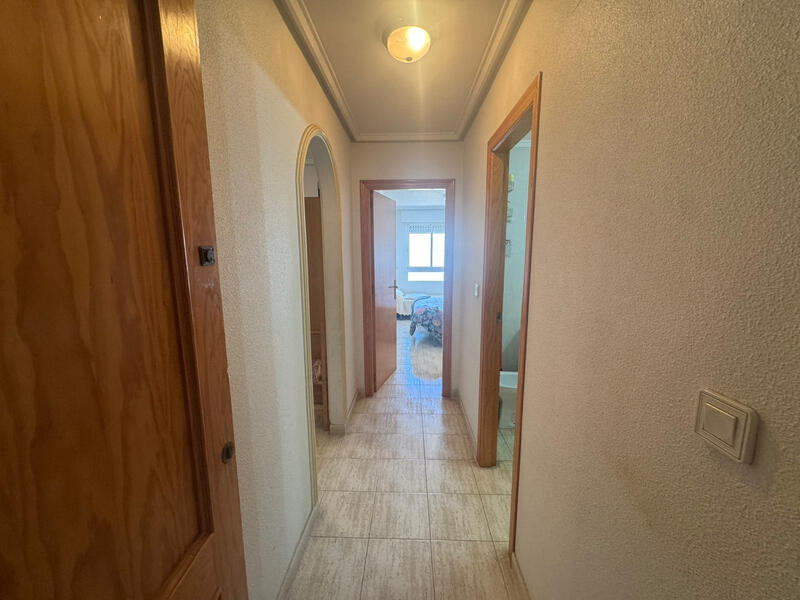 2 спальная комната квартира продается в Torrevieja, Alicante