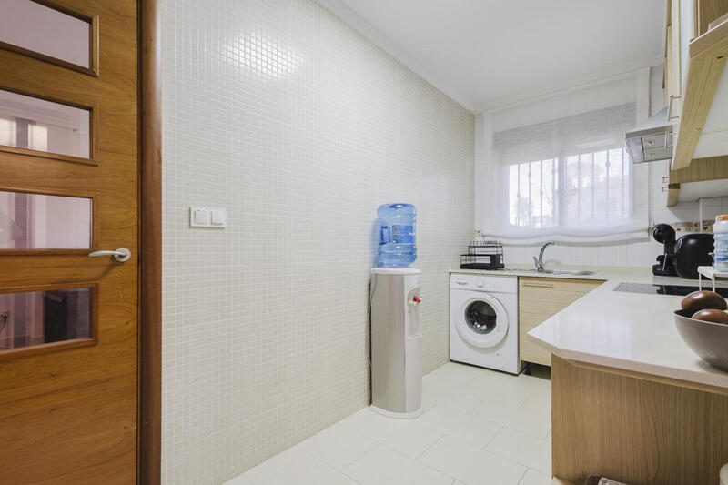 2 Cuarto Adosado en venta