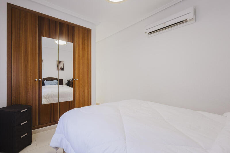 2 Cuarto Adosado en venta