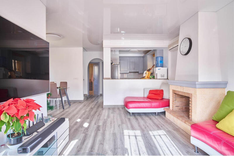 Villa à vendre dans Los Montesinos, Alicante