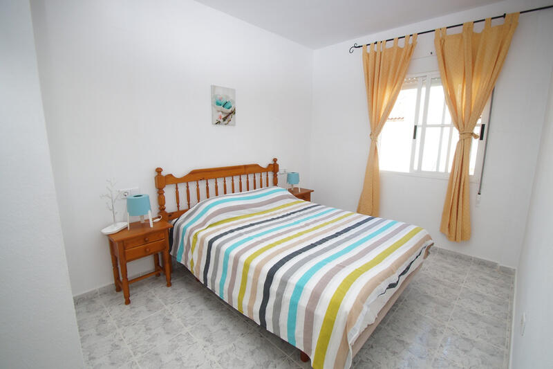2 bedroom Villa for sale in Playa Flamenca, Alicante