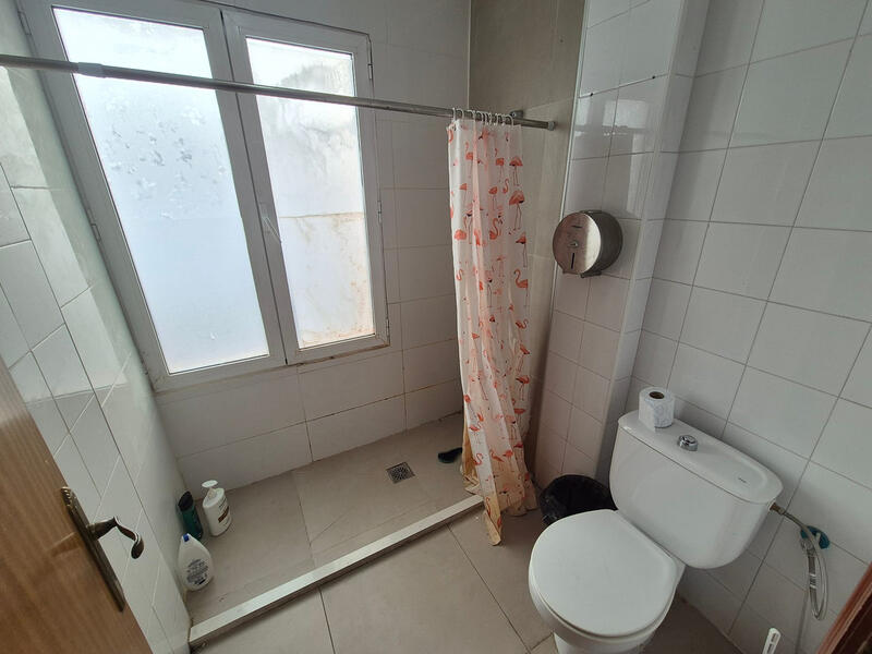 2 bedroom Townhouse for sale