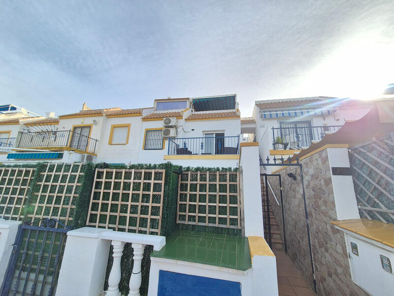 3 спальная комната квартира продается в La Florida, Alicante