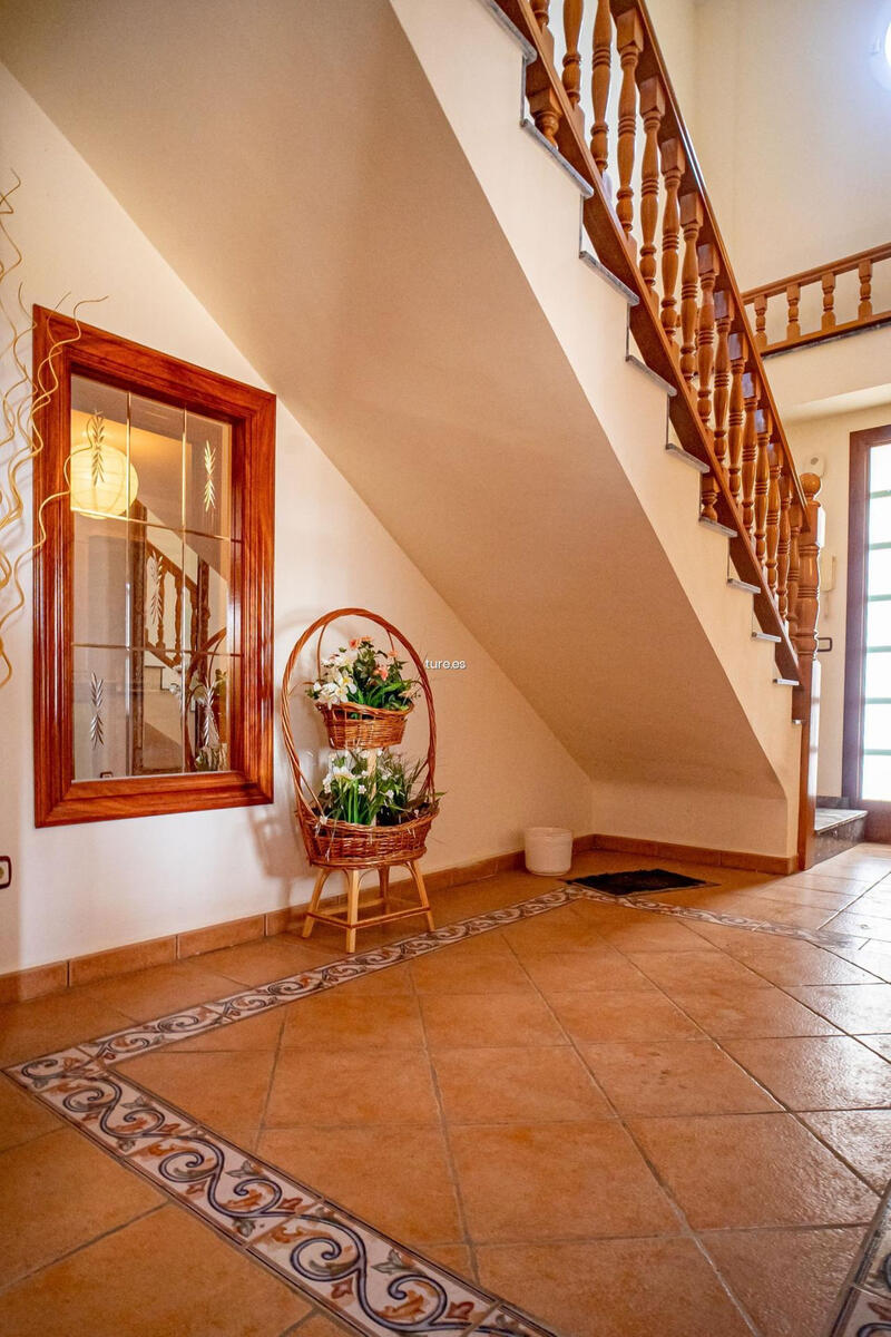 7 Cuarto Villa en venta