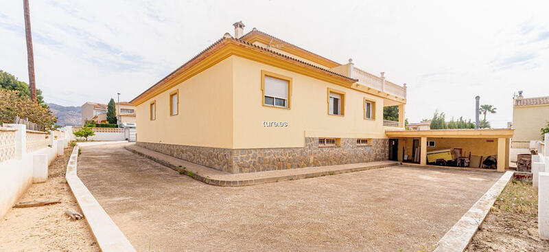 7 Cuarto Villa en venta
