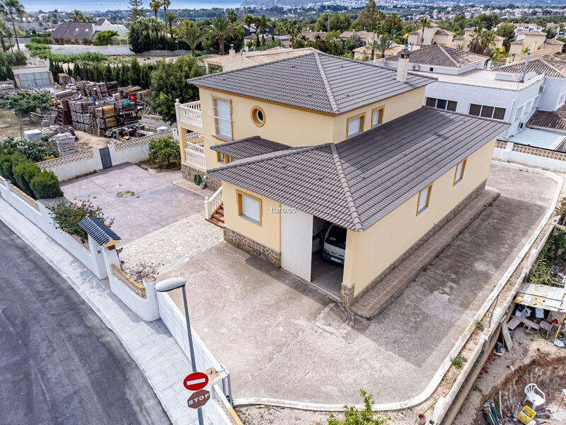 7 Cuarto Villa en venta