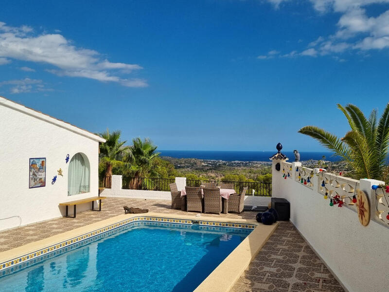 3 Schlafzimmer Villa zu verkaufen in La Nucia, Alicante