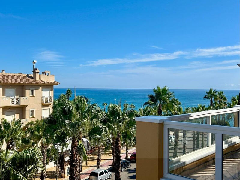 3 soveværelse Lejlighed til salg i Cabo Roig, Alicante