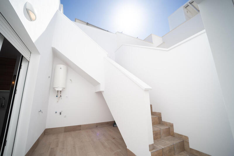 2 Cuarto Adosado en venta