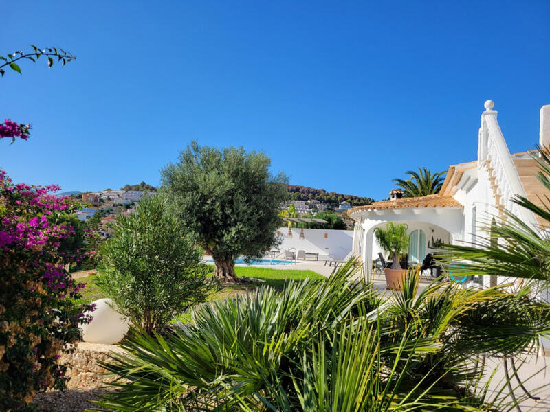 3 спальная комната вилла продается в Calpe, Alicante