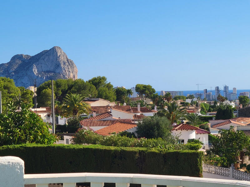 3 спальная комната вилла продается в Calpe, Alicante