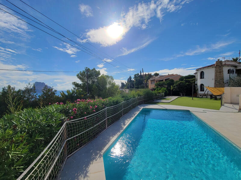 Villa en venta en Calpe, Alicante