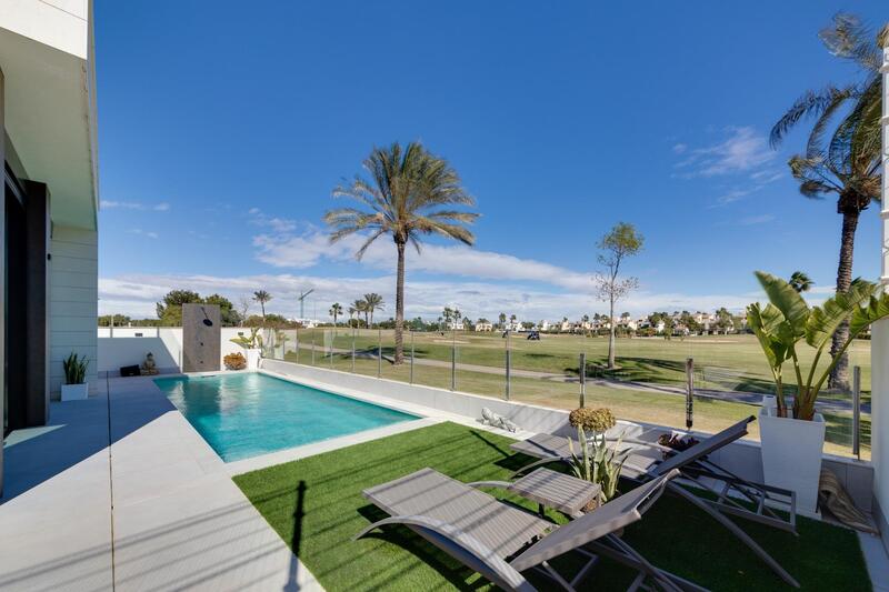 3 soverom Villa til salgs 3 soverom Villa til salgs