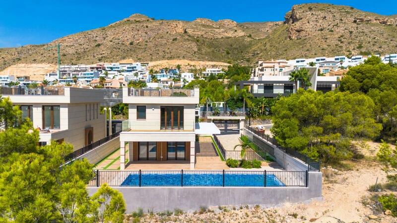 4 soveværelse Villa til salg 4 soveværelse Villa til salg