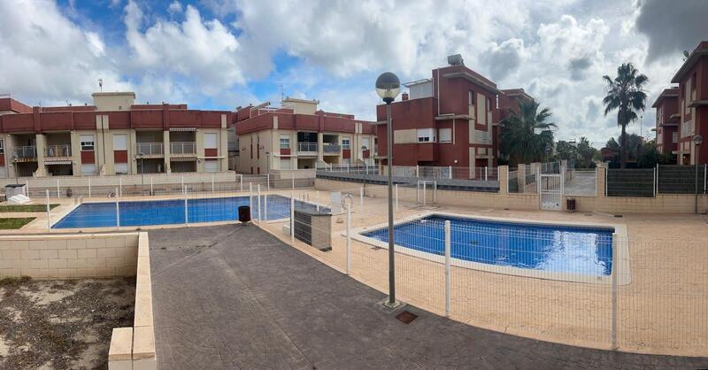 1 bedroom Apartment for sale in Cabo Roig, Alicante