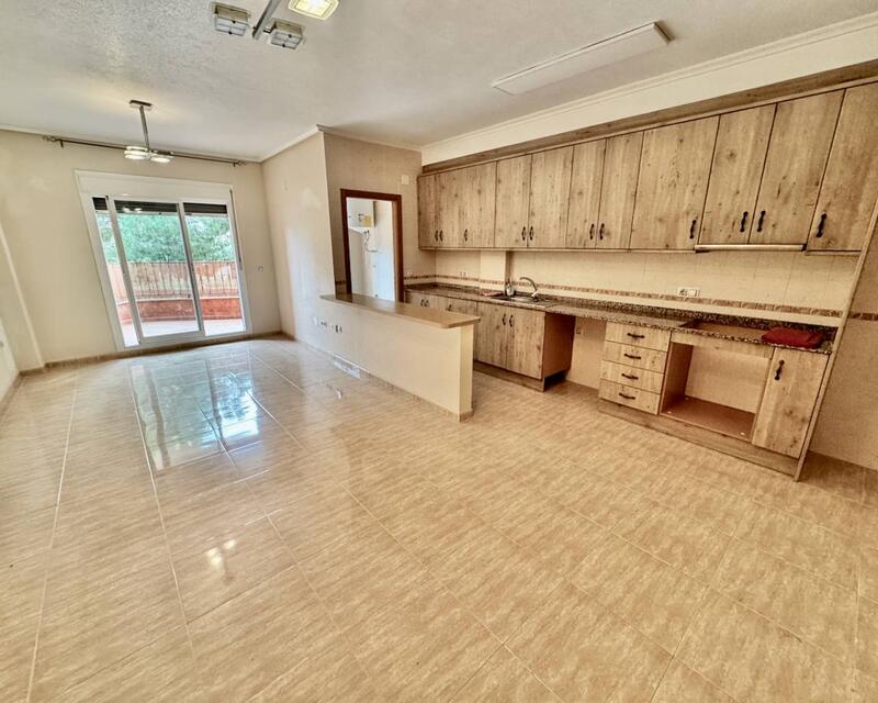 3 slaapkamer Appartement Te koop 3 slaapkamer Appartement Te koop
