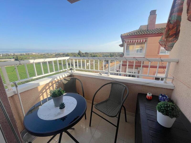 2 спальная комната квартира продается в Algorfa, Alicante