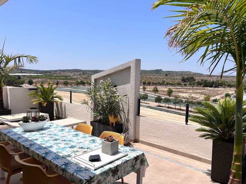 2 soveværelse Lejlighed til salg i San Miguel de Salinas, Alicante