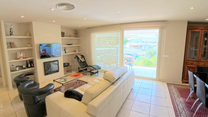 3 bedroom Apartment for sale 3 bedroom Apartment for sale
