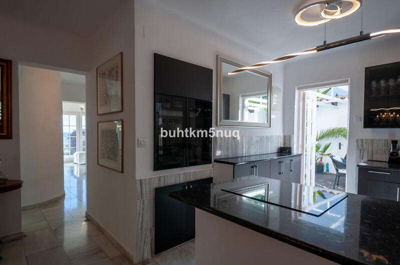 4 bedroom Villa for sale 4 bedroom Villa for sale