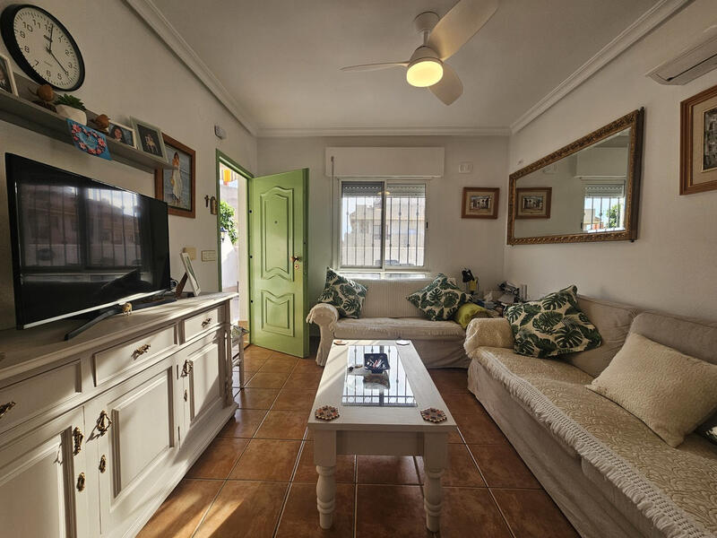 3 Schlafzimmer Villa zu verkaufen 3 Schlafzimmer Villa zu verkaufen