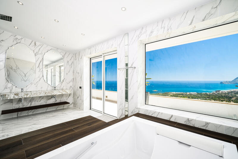 7 bedroom Villa for sale