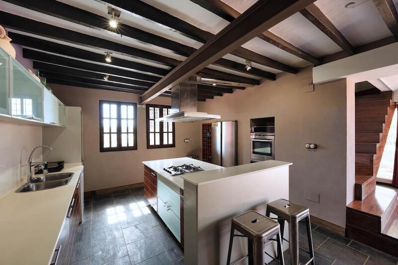 4 chambre Auberge à vendre 4 chambre Auberge à vendre