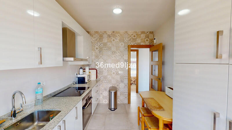 4 bedroom Apartment for sale