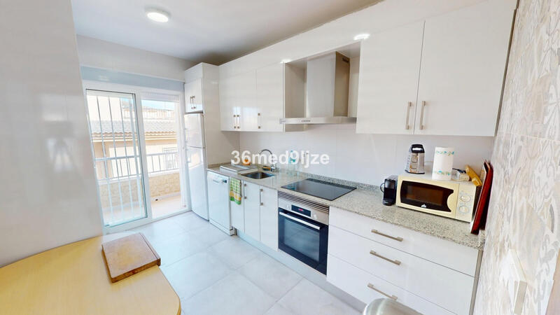 4 bedroom Apartment for sale