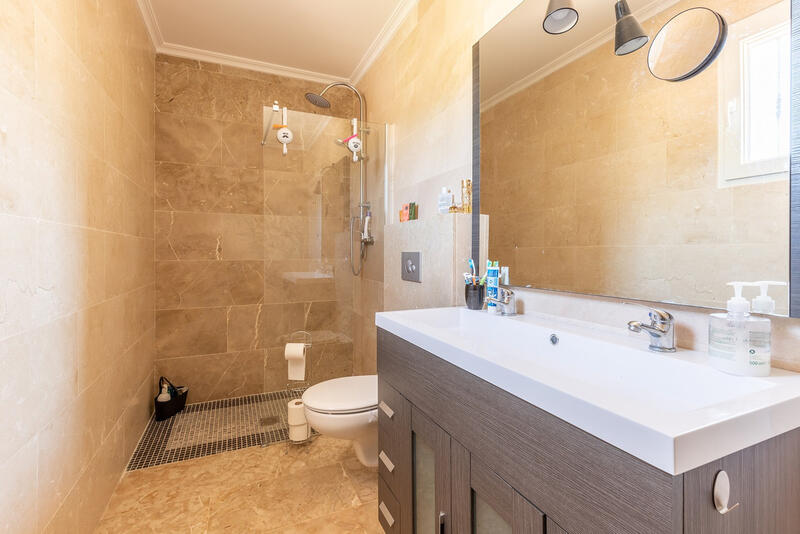 5 slaapkamer Villa Te koop 5 slaapkamer Villa Te koop